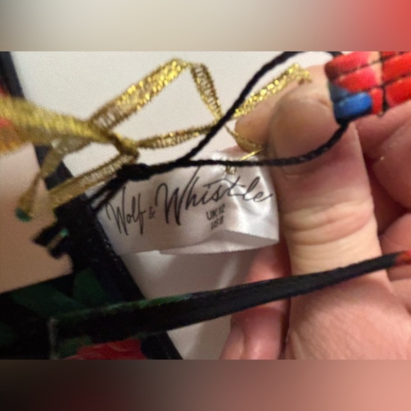 Wolf & Whistle Swim | NWT, flawed triangle bikini sz 6 | floral tapestry 2-piece - Picture 5 of 8